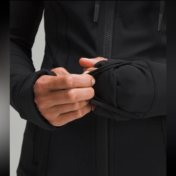 Lululemon Hooded Define jacket - Picture 6 of 10